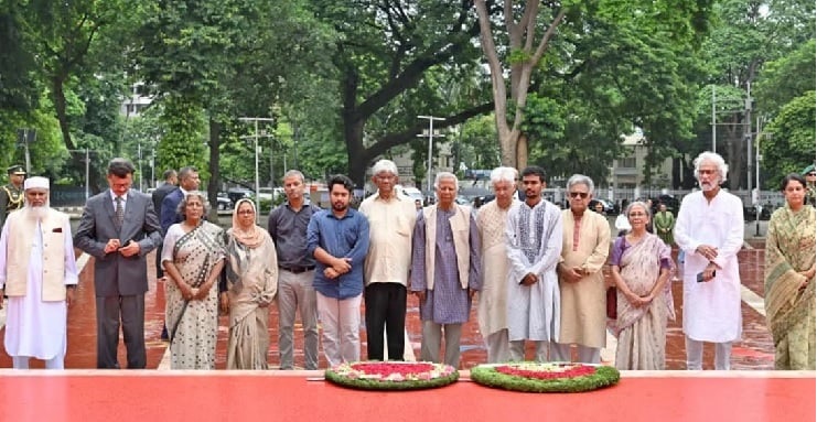 জাতীয় স্মৃতিসৌধে প্রধান উপদেষ্টাসহ ১৩ উপদেষ্টার মুক্তিযুদ্ধের বীর শহিদদের প্রতি শ্রদ্ধা